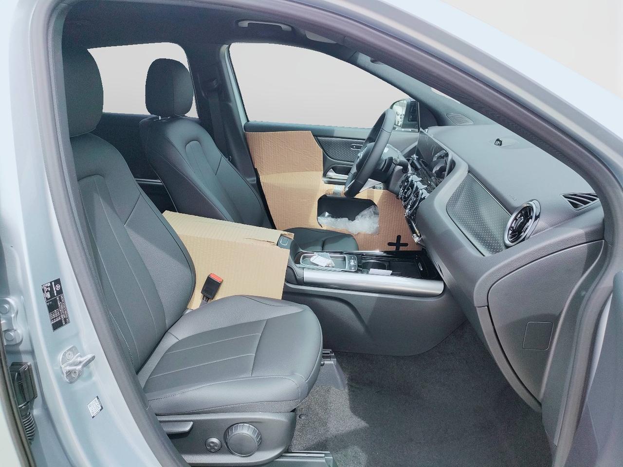 Mercedes-Benz GLA 200 d automatic