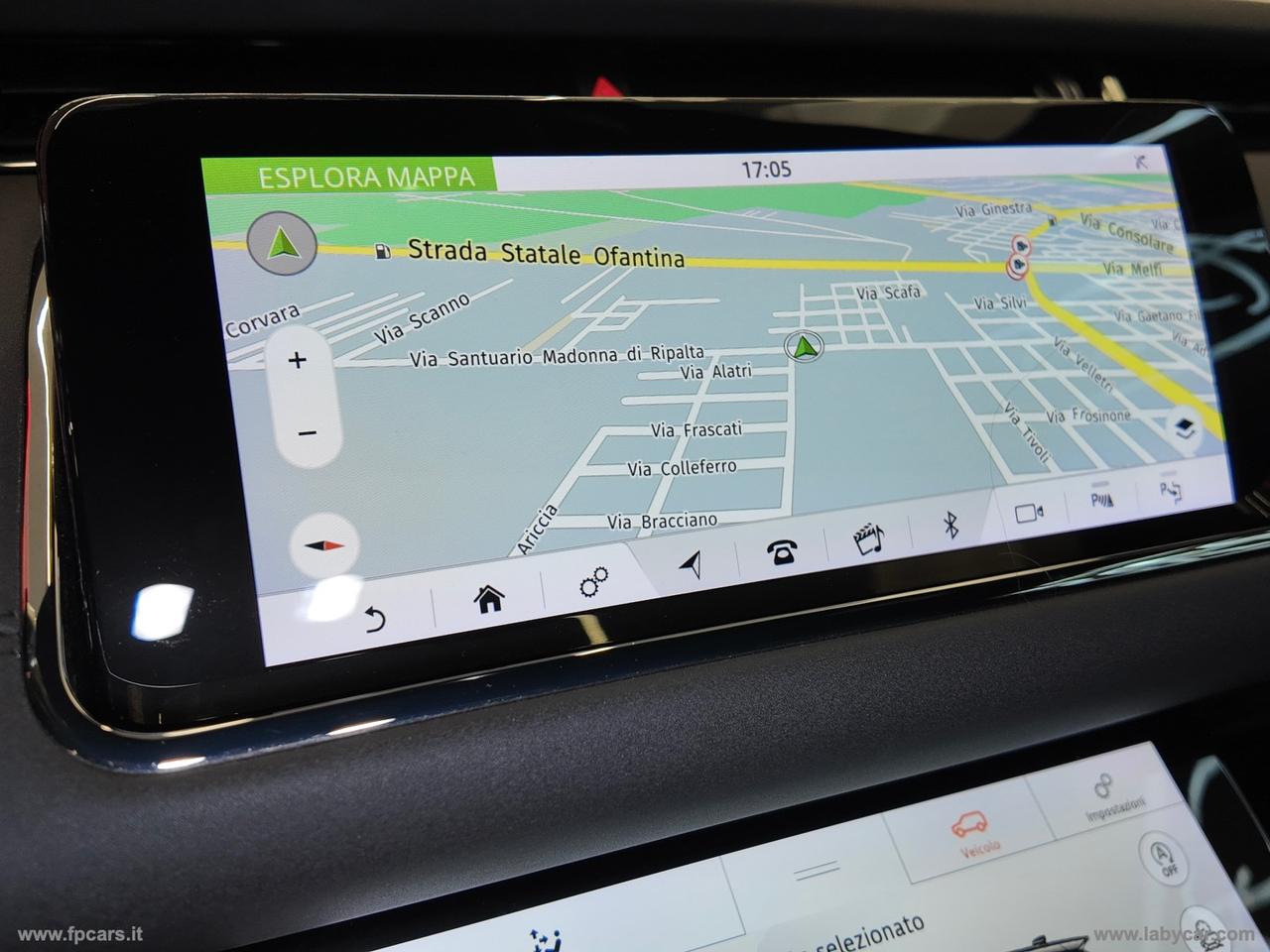 LAND ROVER RR Evoque 2.0D L.Flw 150 AWD R-Dyn.HSE