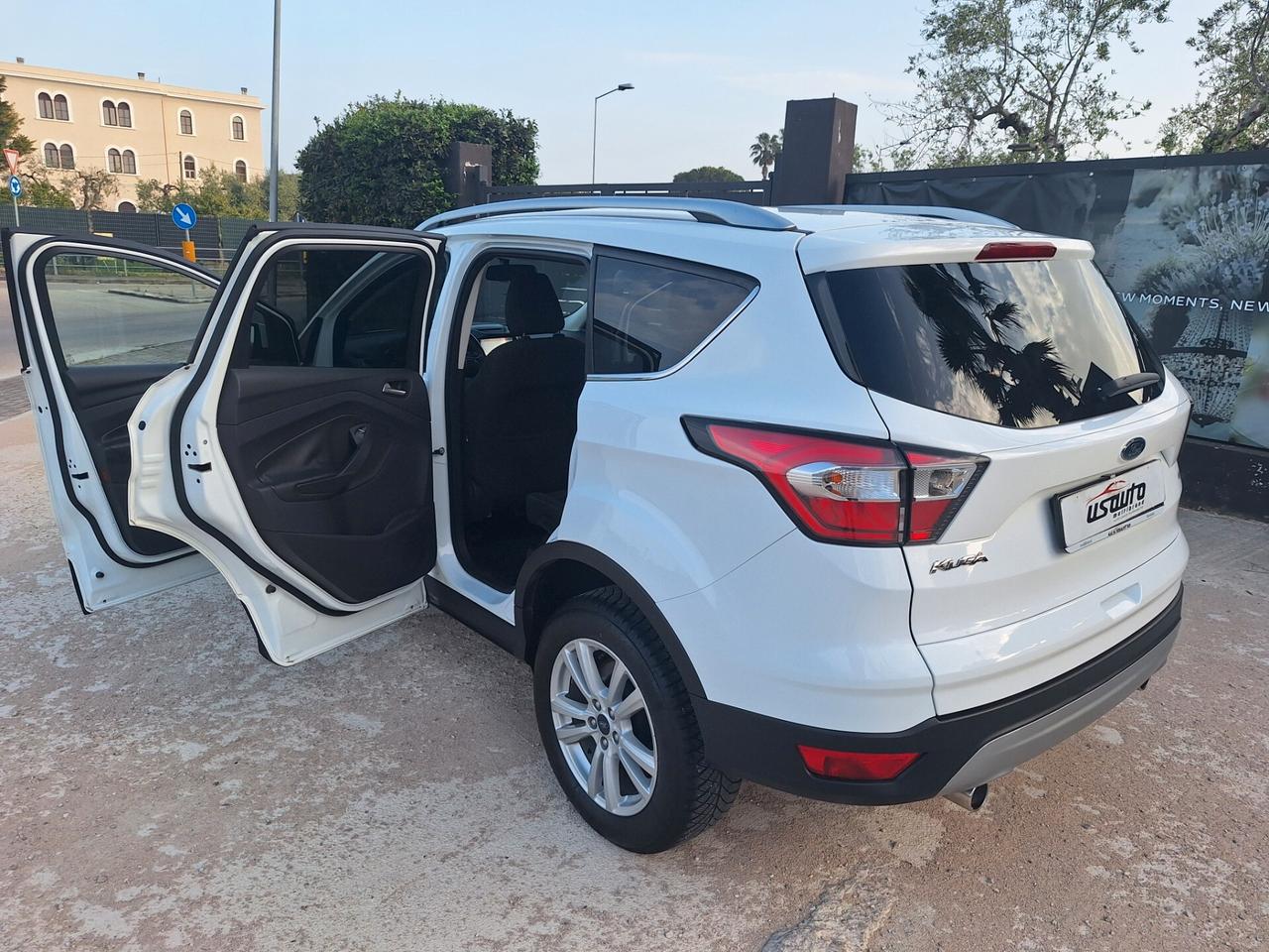 Ford Kuga 1.5 TDCI 120 CV Titanium PERFETTA