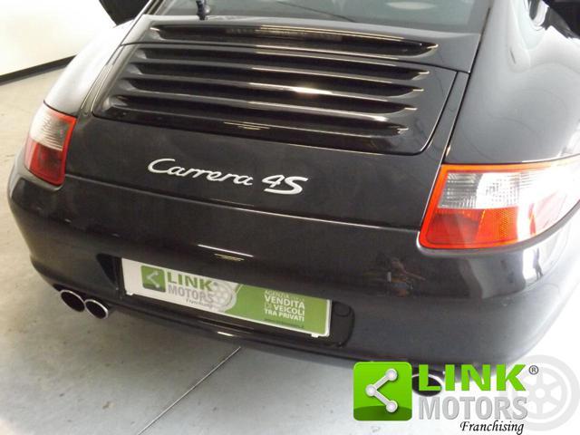 PORSCHE 997 911 Carrera 4S Coupé