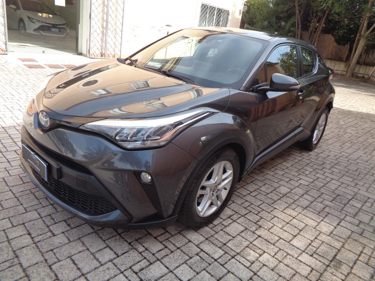 Toyota C-HR 1.8 Hybrid E-CVT Active NESSUN VINCOLO DI FINANZIAMENTO