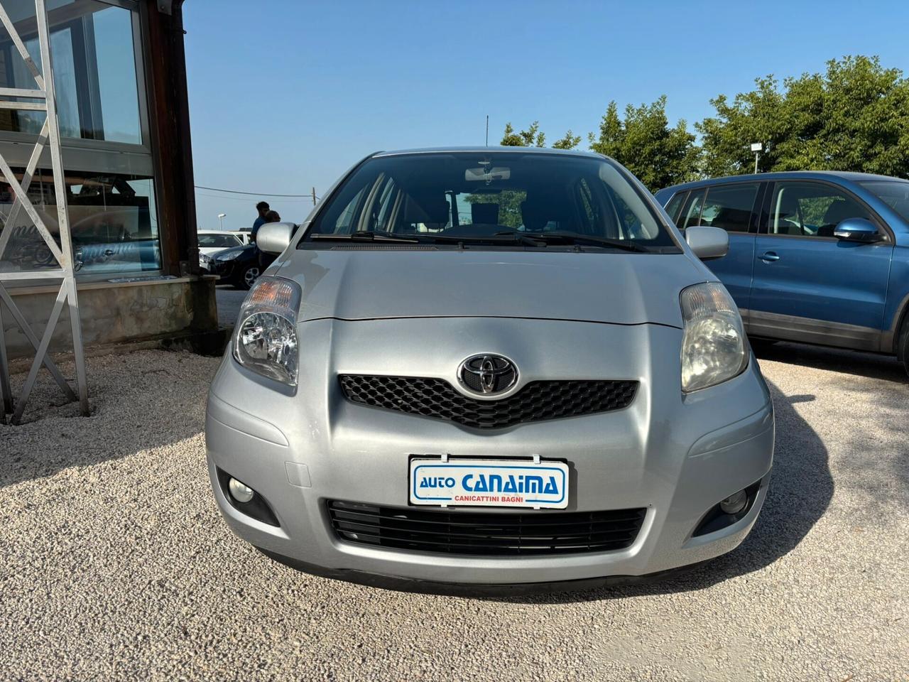 TOYOTA YARIS 1.0 B - 2010 92000 KM !!!