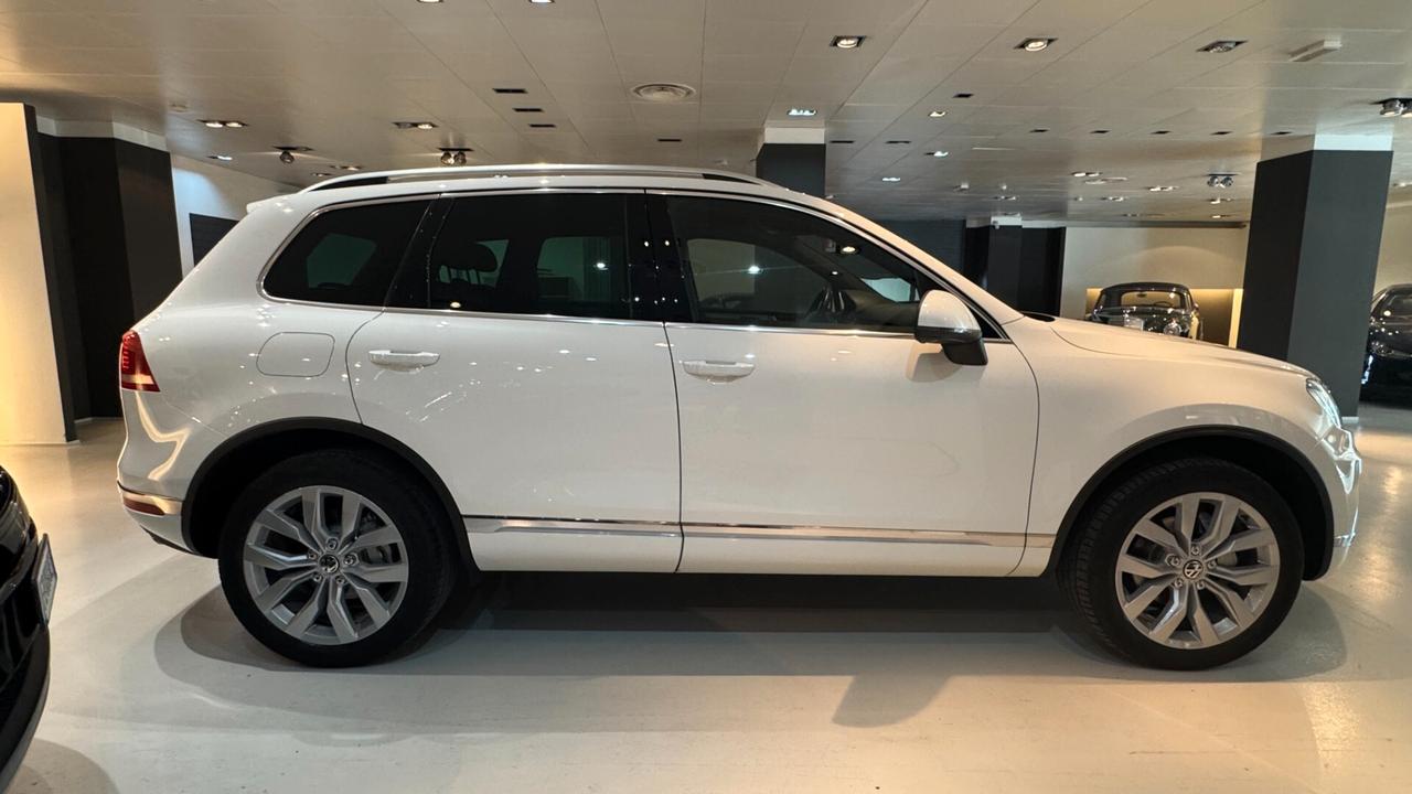 VOLKSWAGEN TOUAREG 3.0D 204CV - 2014