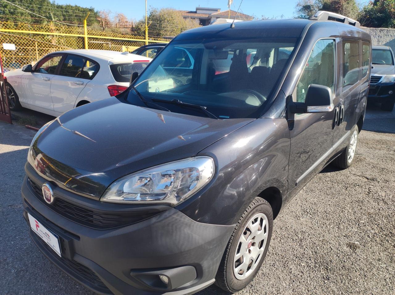 Fiat Doblo Doblò 1.4 16V Dynamic 7 posti