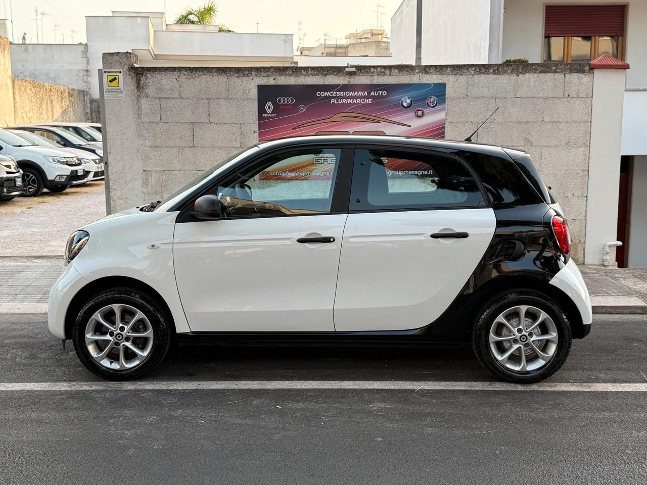 Smart ForFour 70 1.0 Passion *LED - 2019