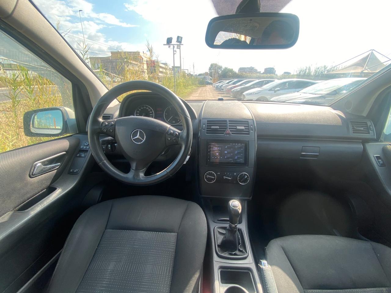 MERCEDES CLASSE A180 AVANTGARDE ANNO 2010