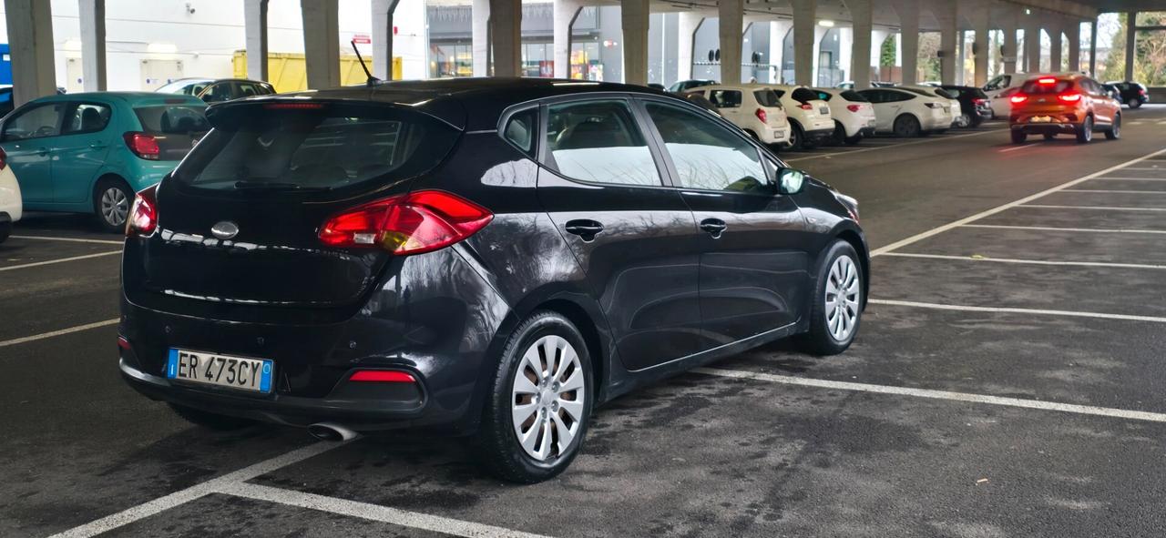 Kia Ceed cee'd 1.4 GPL 5 porte Active