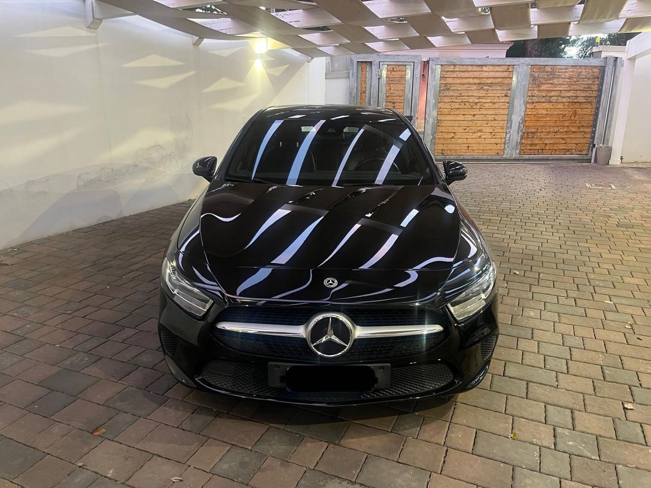 Mercedes-benz A 180 d Automatic Business