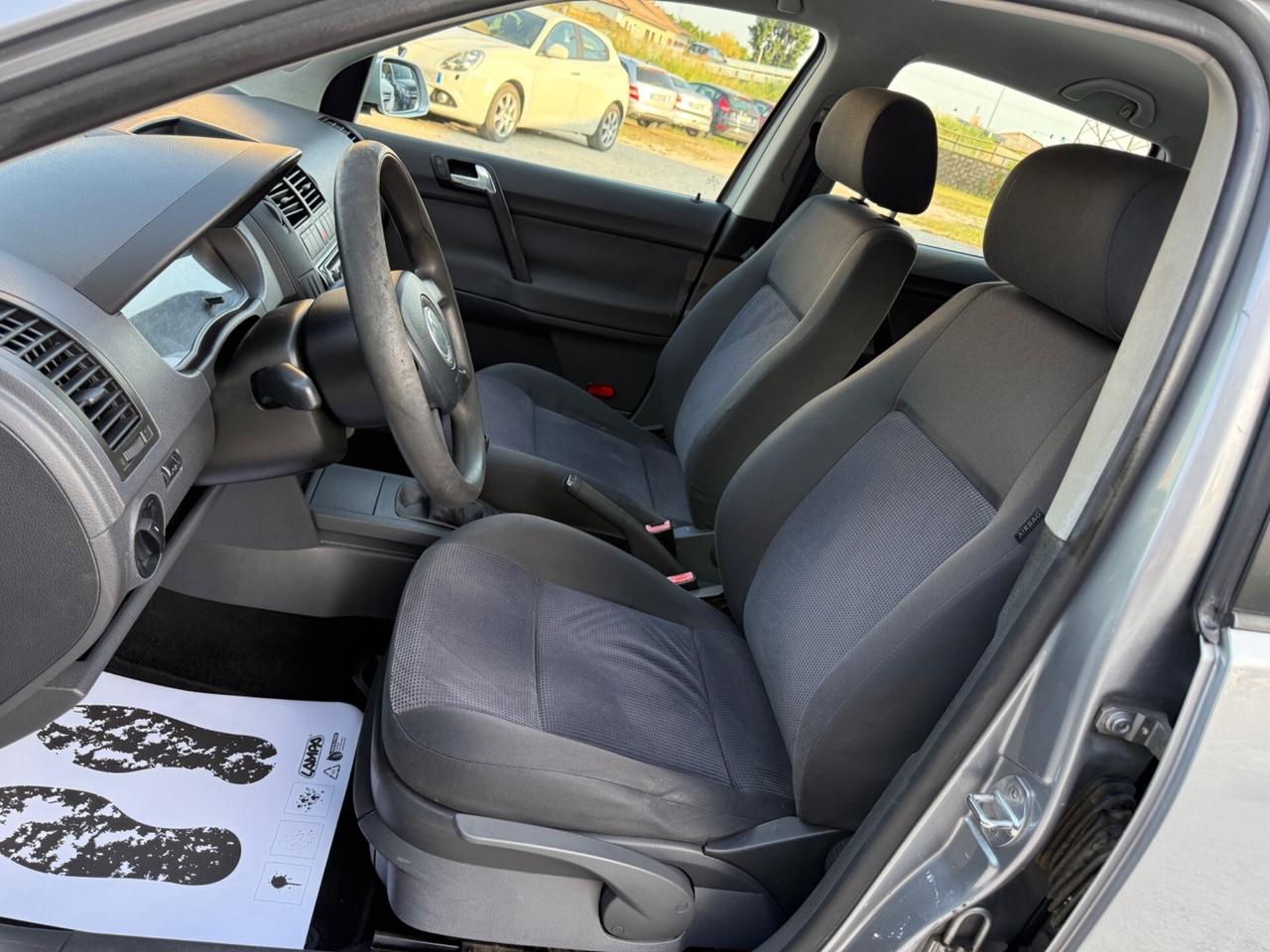Volkswagen Polo 1.4/75CV 16V 5p. UNICO