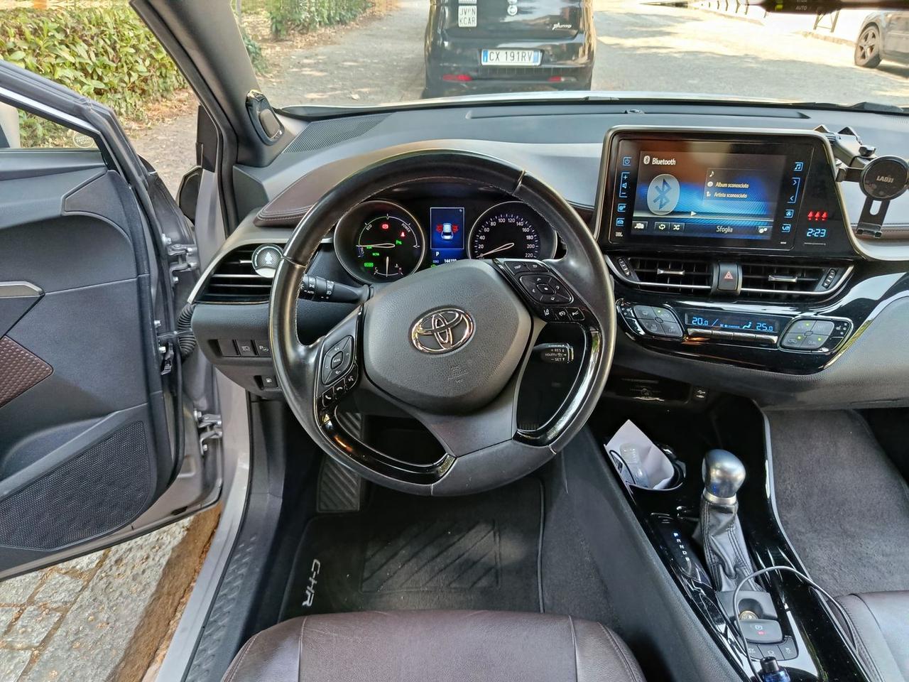 Toyota C-HR Lounge 1.8 HEV #11471