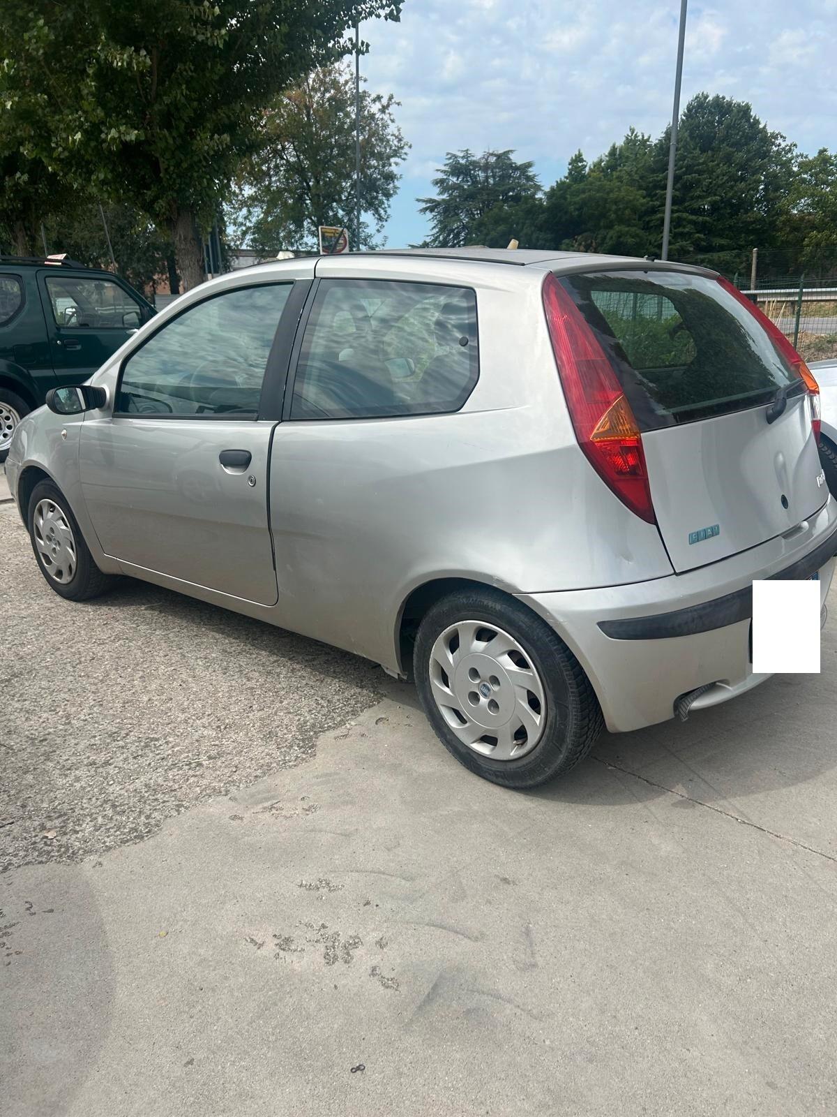 Fiat Punto 1.2i cat 3 porte Verve ok neo patentati