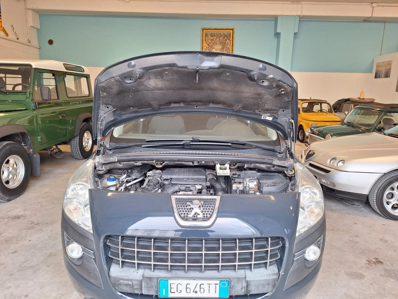 Peugeot 3008 1.6 e-HDi 112CV cambio robotizzato S.&S. Business