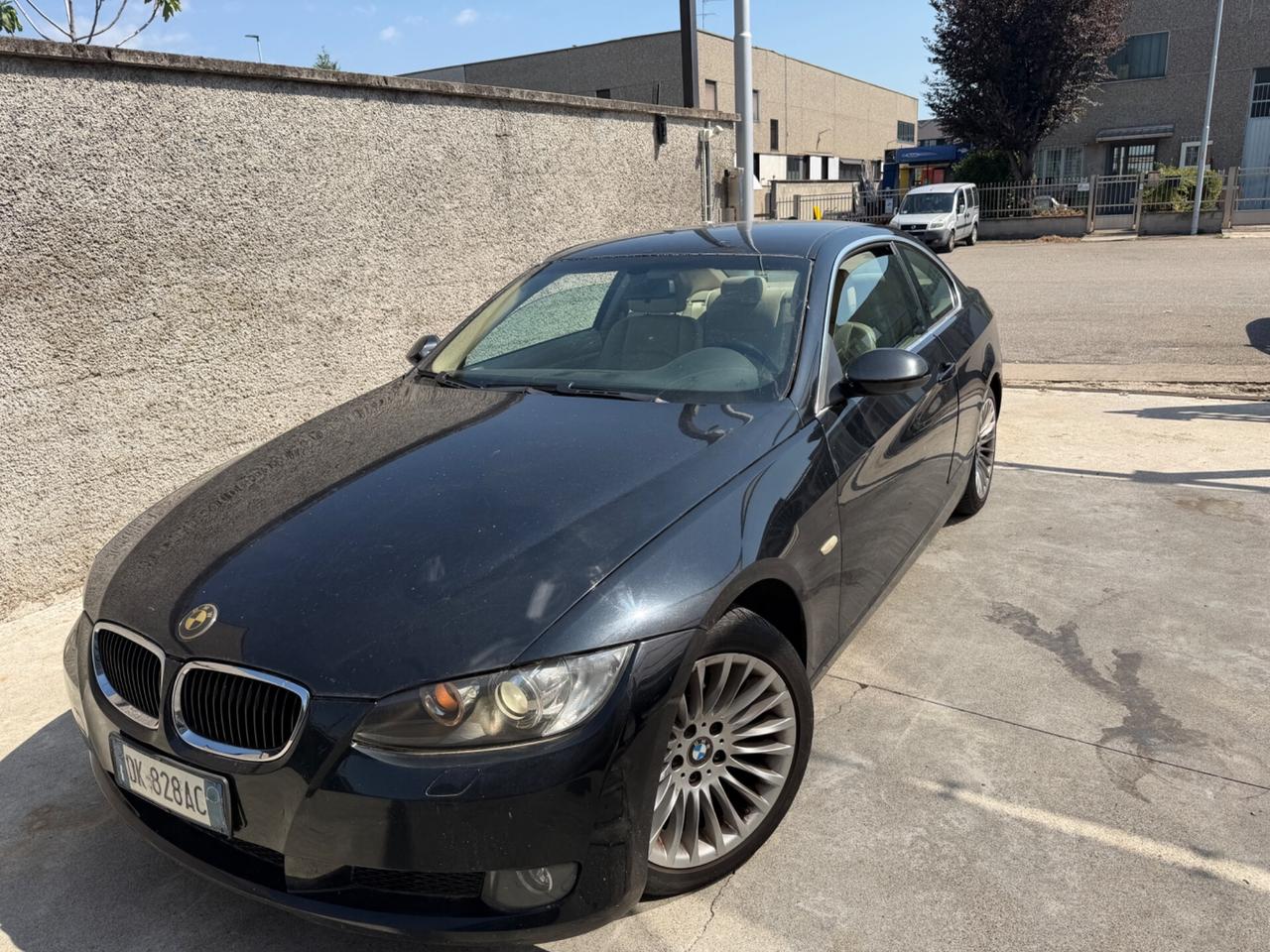 BMW 320d 177CV Coupé Futura MANUALE