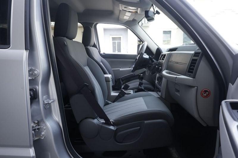 Jeep Cherokee Jeep Cherokee 2.8 CRD DPF Limited 130KW ANNO 2010