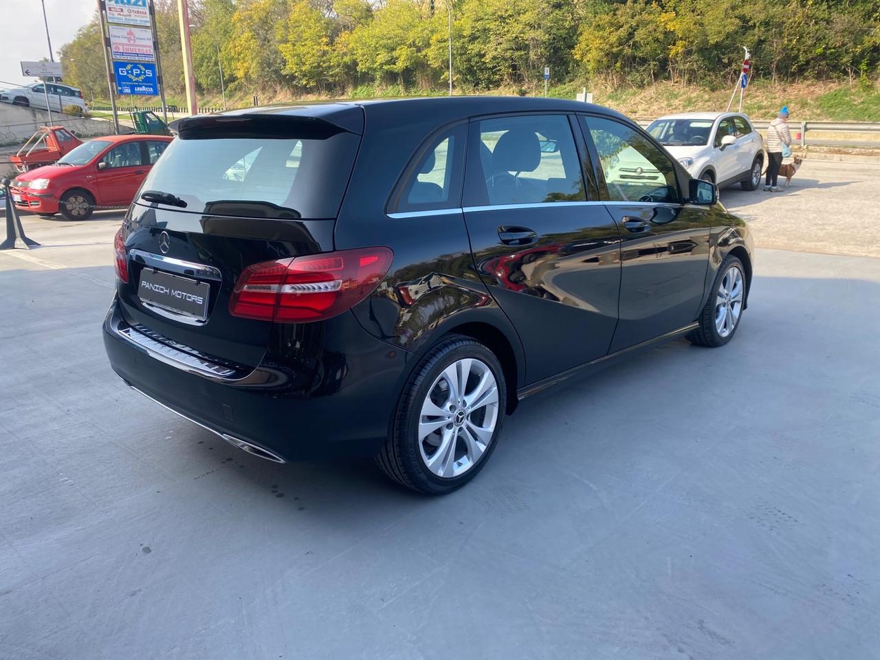 Mercedes-benz B 180 d Automatic Sport