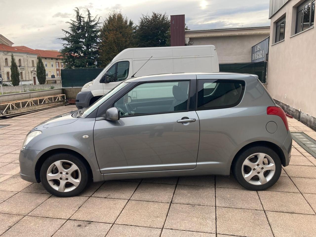 Suzuki Swift 1.3 3p. GL