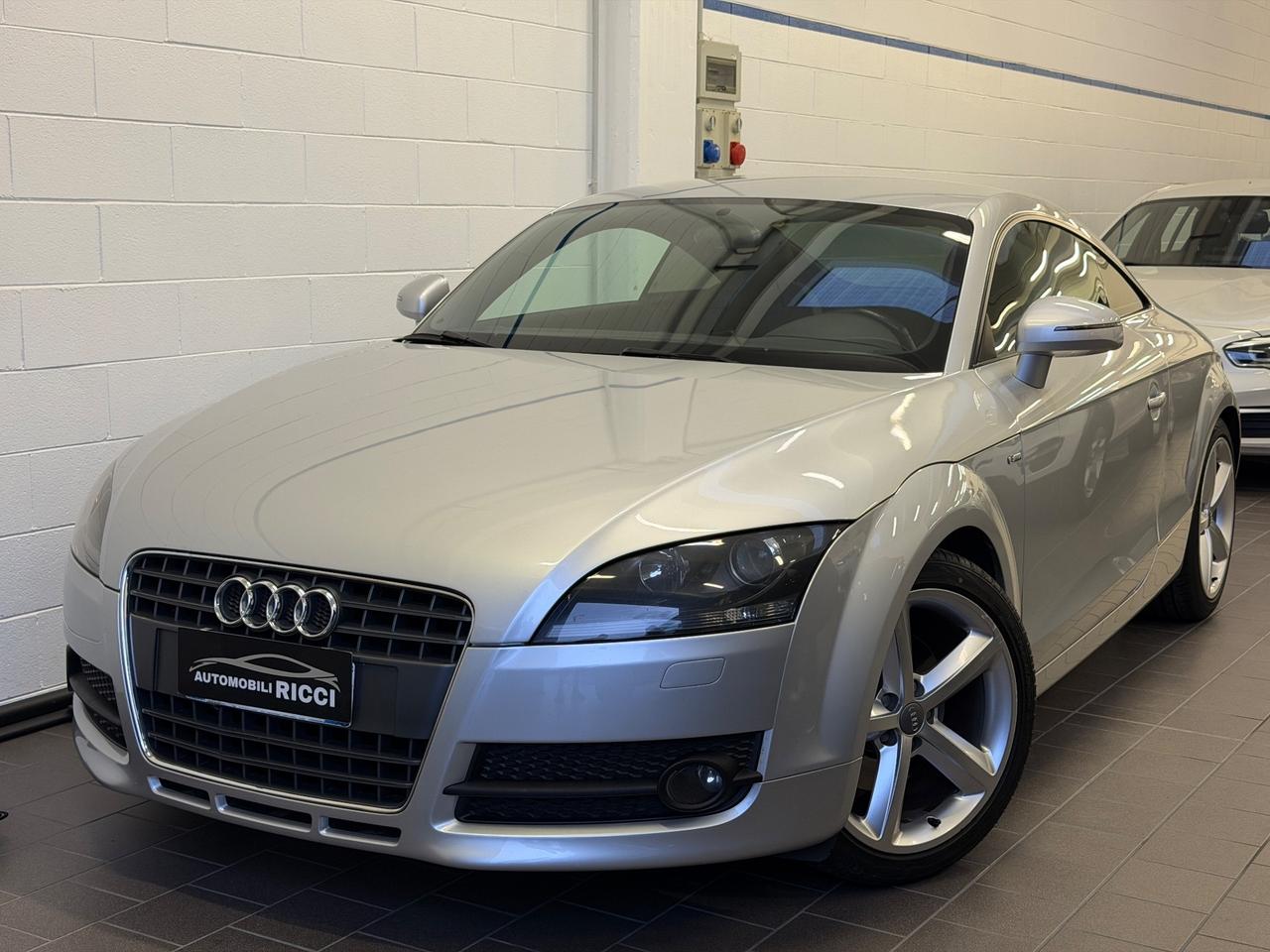 Audi TT Coupé 2.0 TFSI S-LINE 200CV