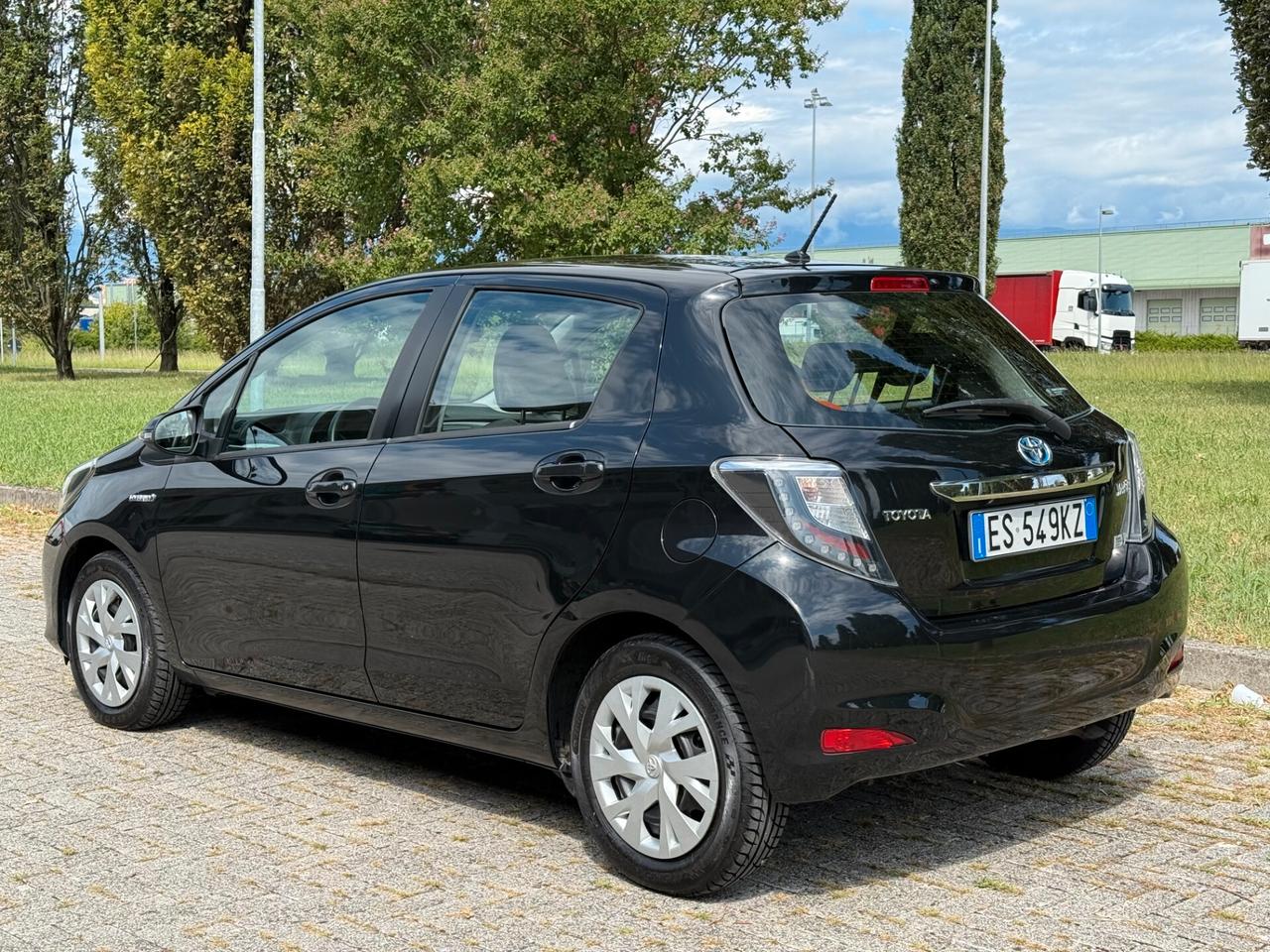 Toyota Yaris 1.5 Hybrid neopatentati