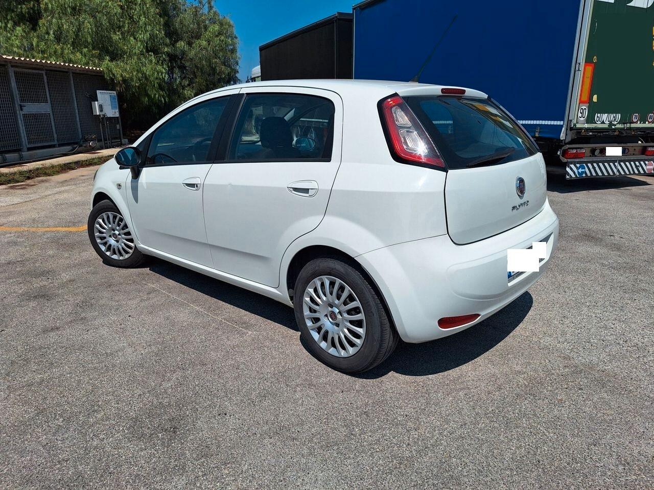 Fiat Punto 1.2 8V 5 porte Street ok neo patentati