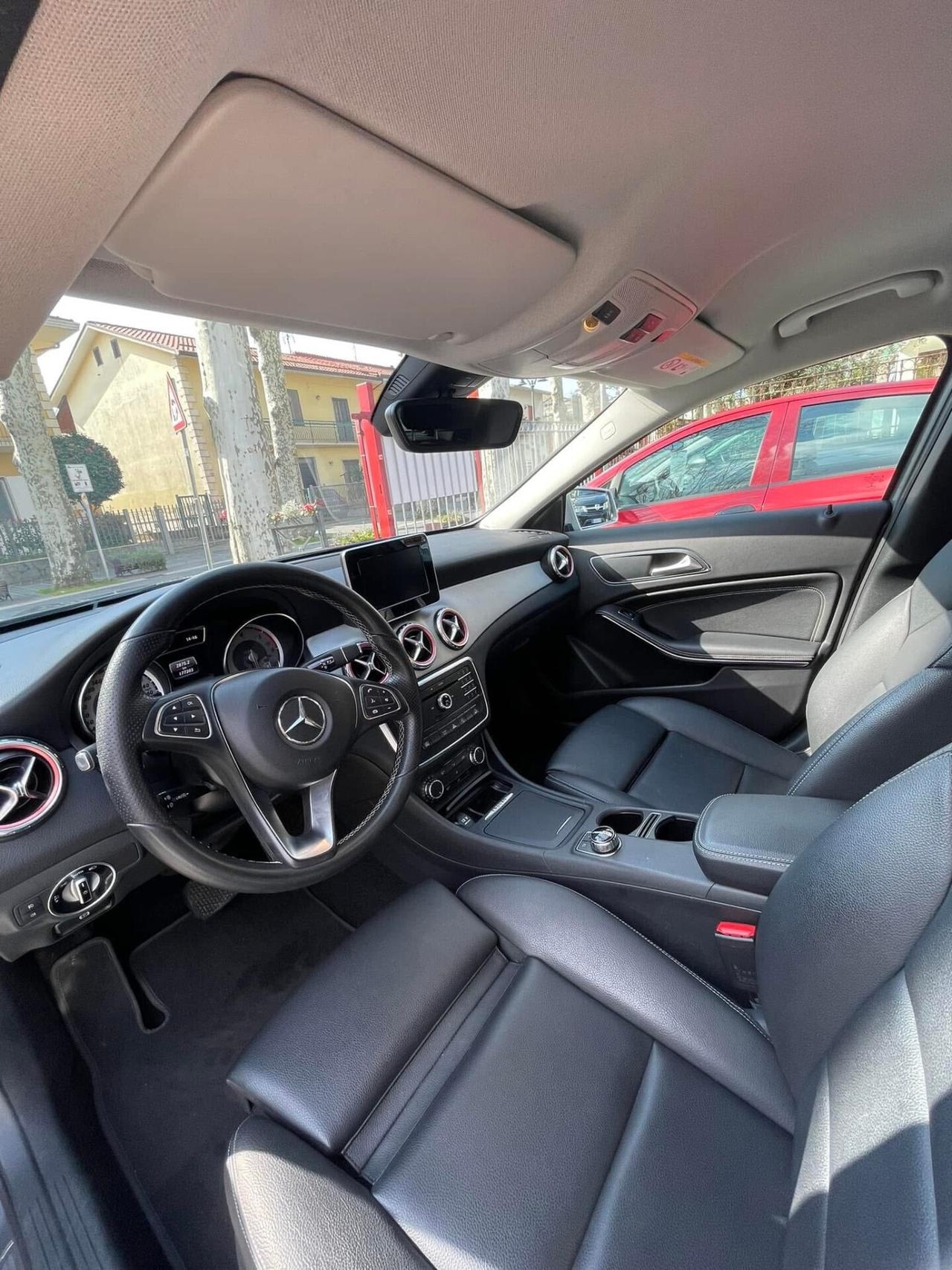 Mercedes-benz GLA 220 200 d Automatic 4Matic Premium