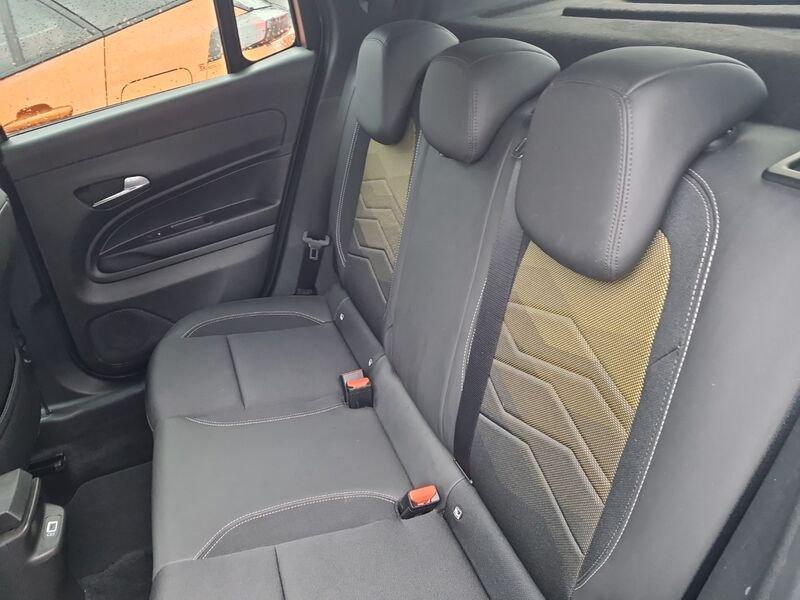 Jeep Avenger Avenger BEV Summit