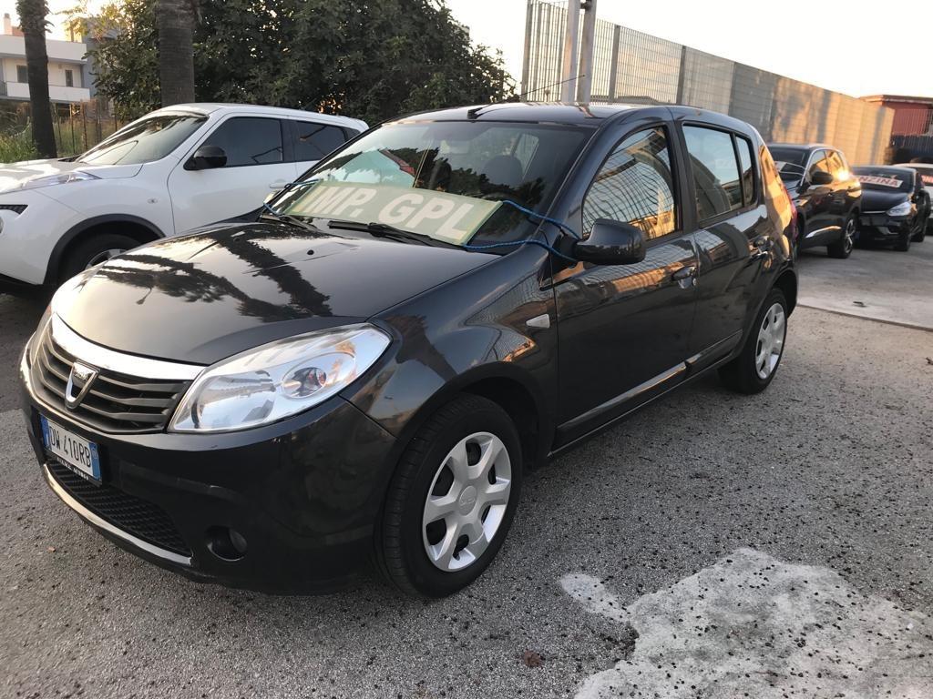 Dacia Sandero 1.4 8V GPL 75 CV 55 KW Lauréate