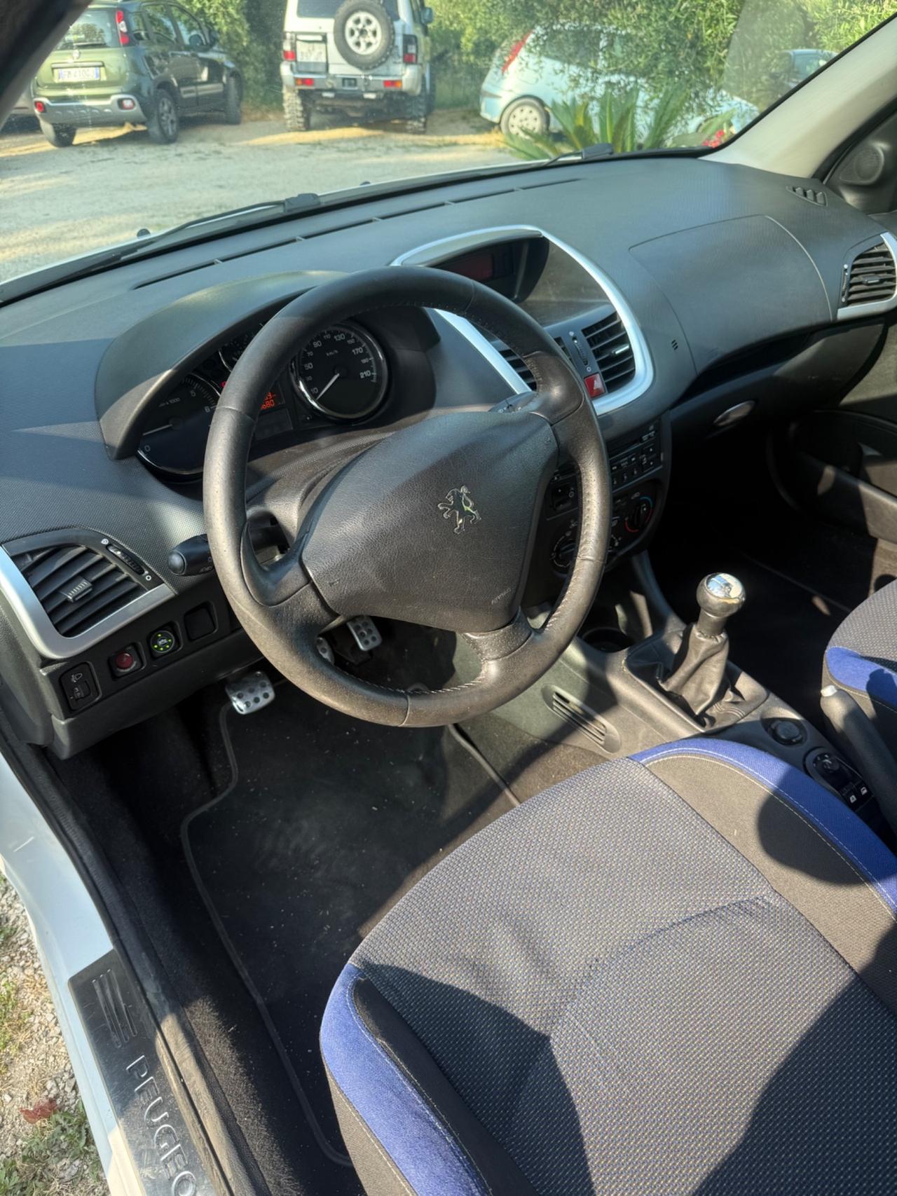 Peugeot 207 Plus 1.4 8V 75CV 3p. ECO GPL