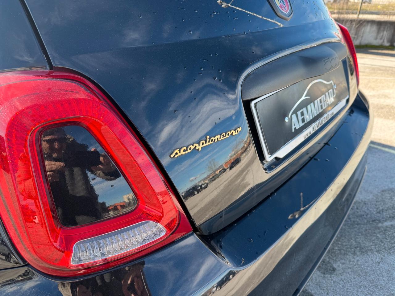 Abarth 595 1.4 Turbo T-Jet 165 CV Scorpioneoro