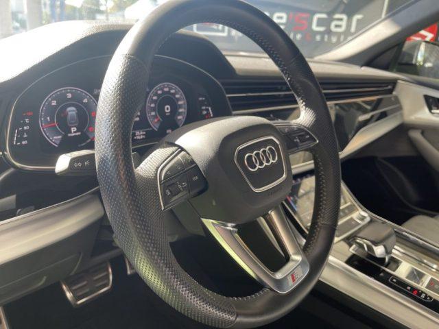 AUDI Q8 50 TDI 286 CV quattro *S-LINE* *TETTO*