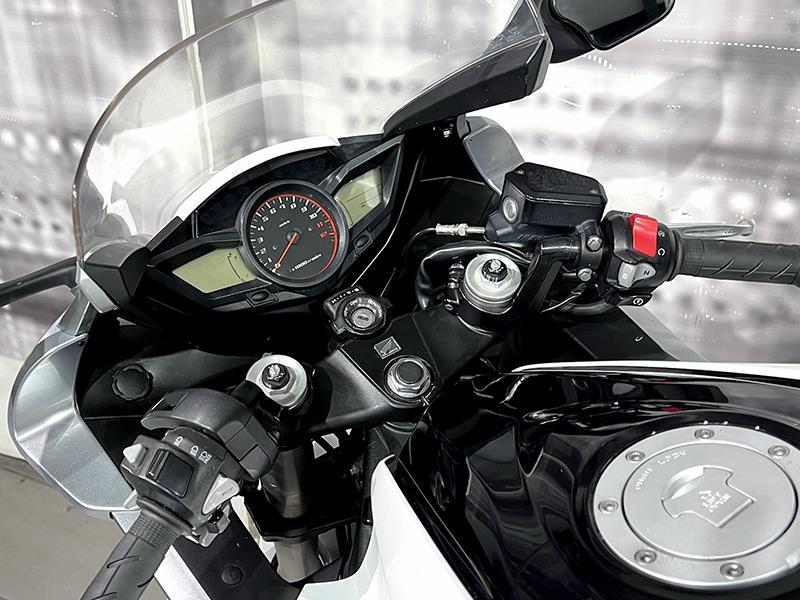 Honda VFR 1200 F DTC ABS