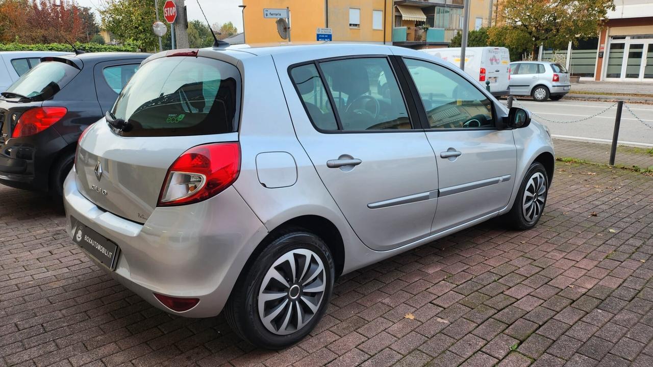 Renault Clio 1.2 16V 5 porte Dynamique