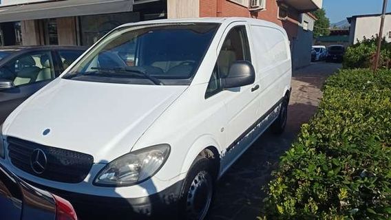 Mercedes-Benz Vito 111 cdi 3 posti