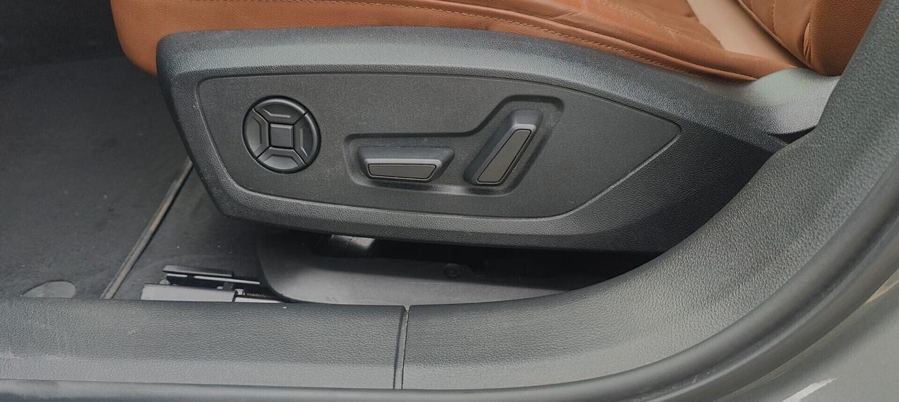 Audi A6 Avant 40 2.0 TDI quattro ultra S tronic Business Design
