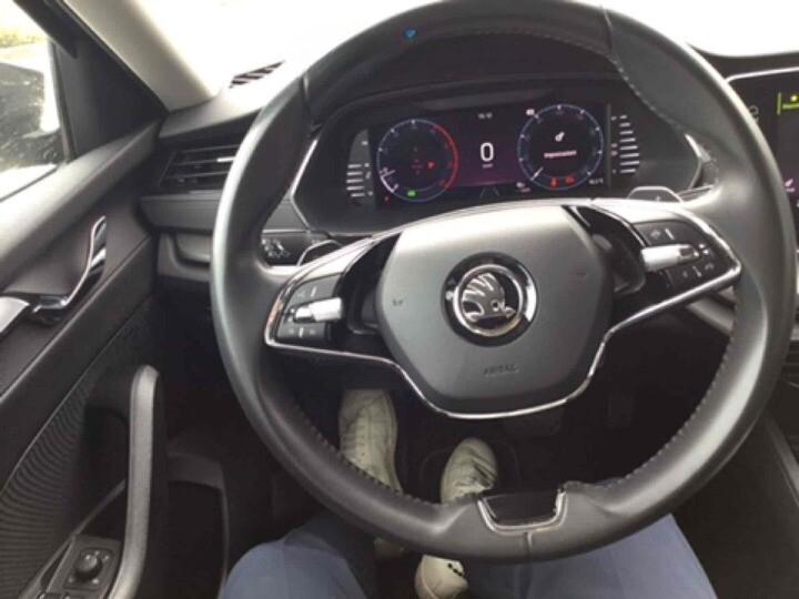 Skoda Octavia 2.0 TDI EVO SCR 150 CV DSG Wagon Executive