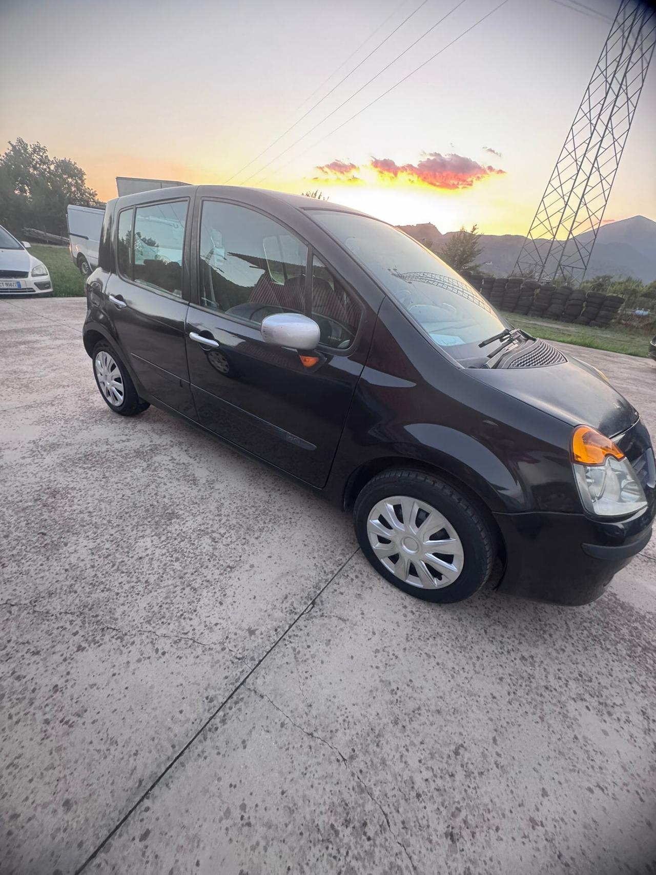 Renault Modus 1.5 dCi 65CV Luxe Privilège