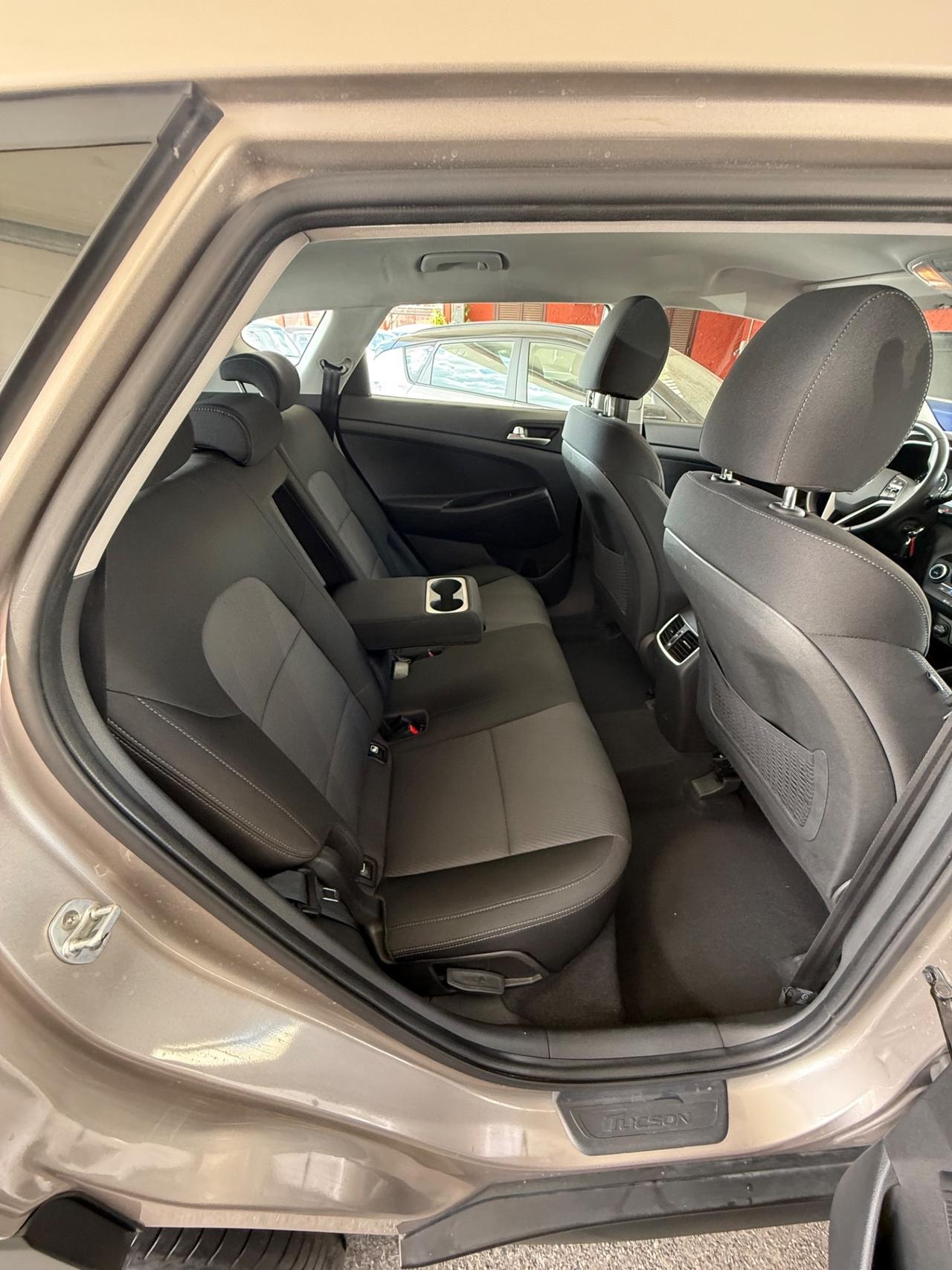 Tucson 1.6 CRDi XPrime-unipro-rate-garanzia