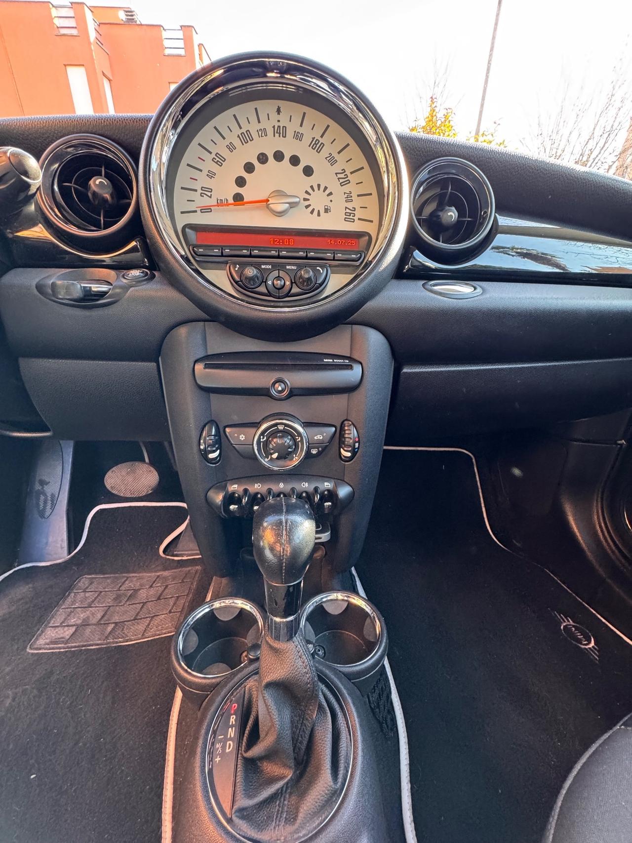 Mini 2.0 16V Cooper D Automatica