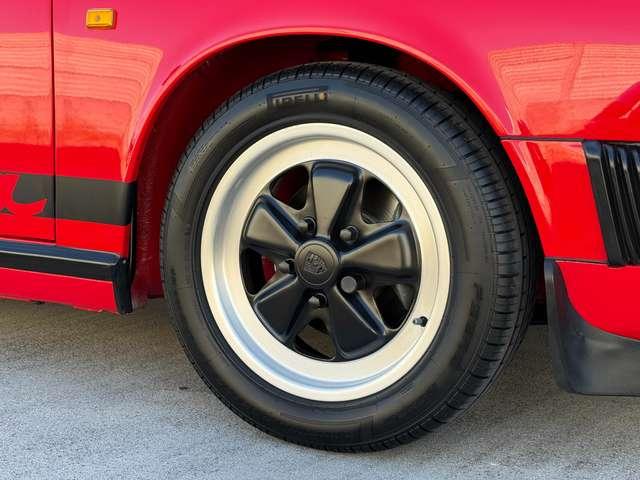 Porsche 911 CARRERA 3.2 COUPE' (CAMBIO G50)