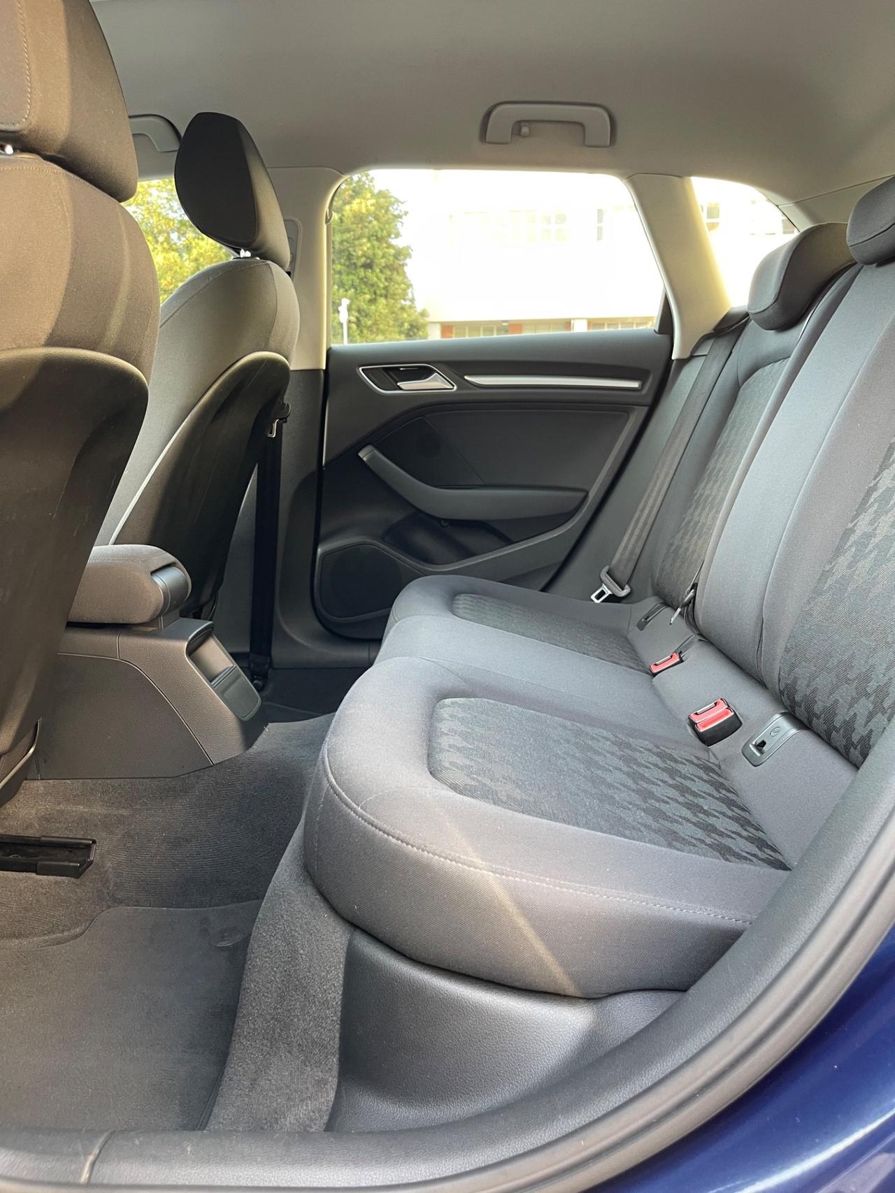 Audi A3 SPB 1.6 TDI 110CV S tronic / NEOPATENTATI