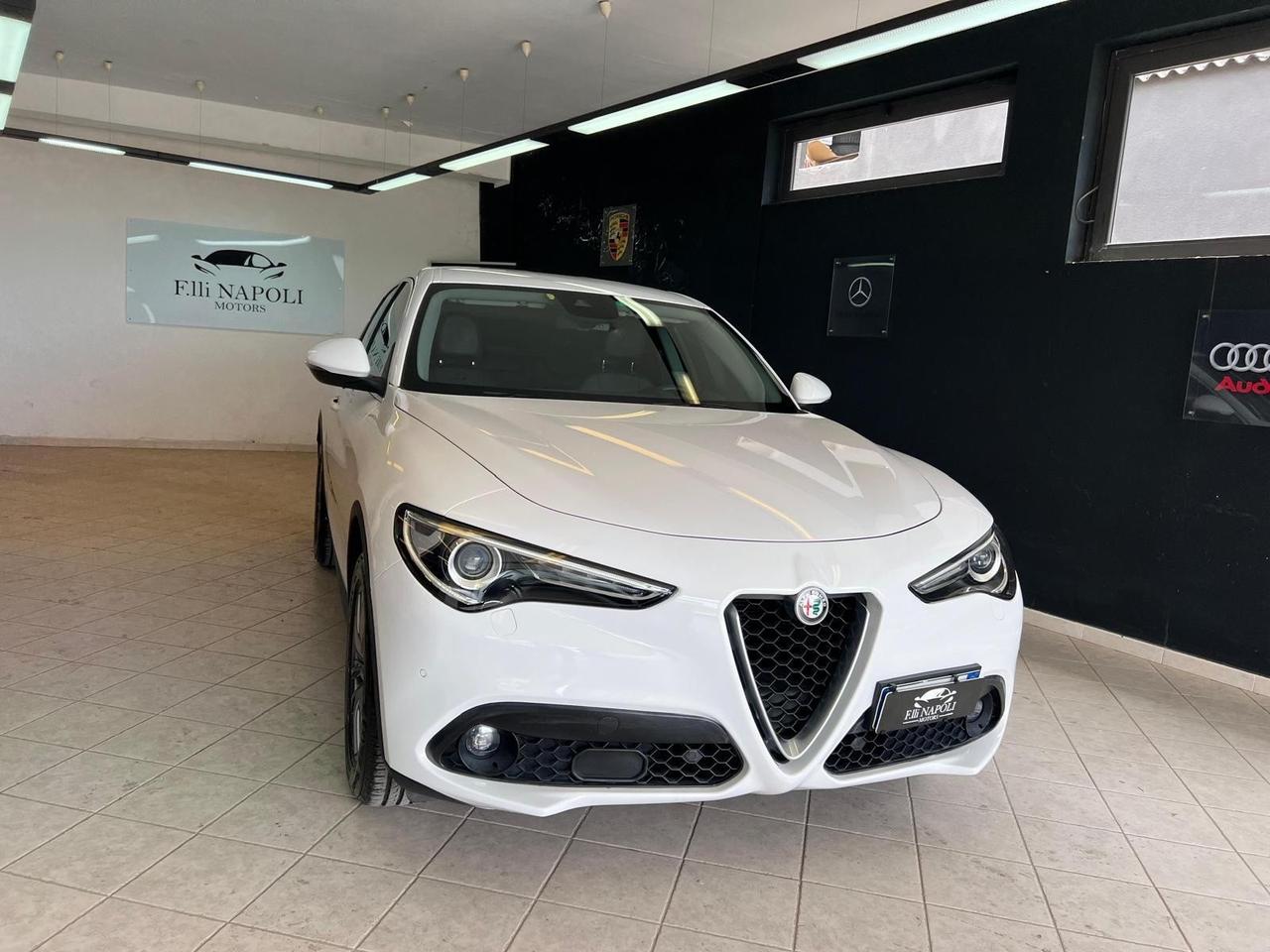Alfa Romeo Stelvio 2.2 Turbodiesel 180 CV AT8 Q4 Executive