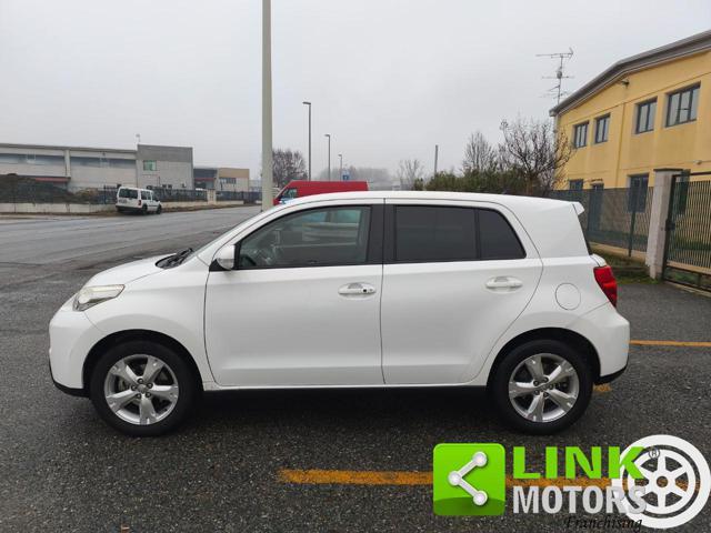 TOYOTA Urban Cruiser 1.4 D-4D AWD Luxury