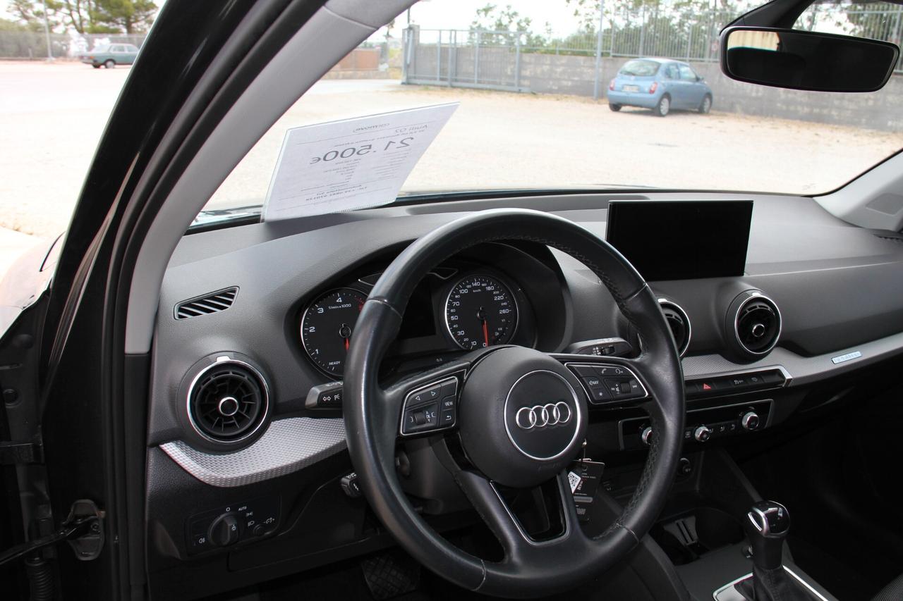 Audi Q2 35 TDI quattro S tronic Business