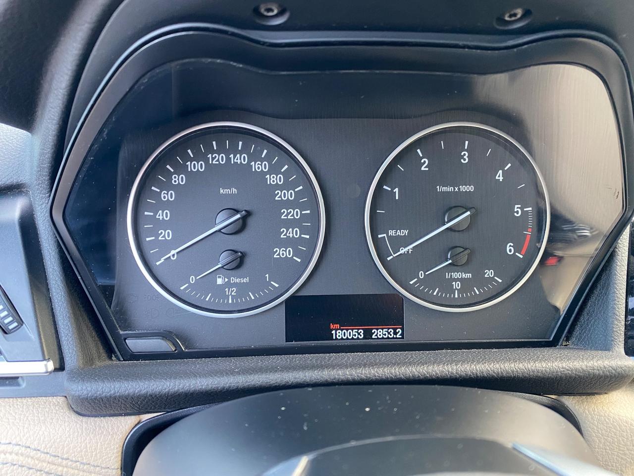 Bmw 2er Active Tourer 218d Luxury