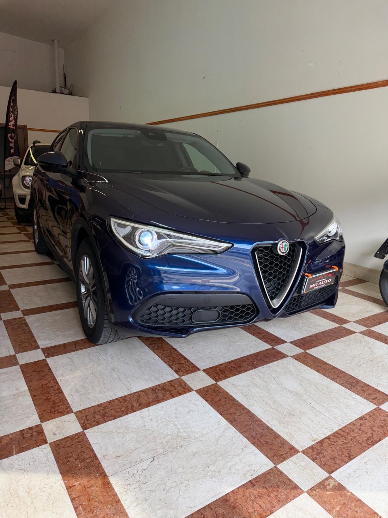 Alfa Romeo Stelvio Rosso edizione