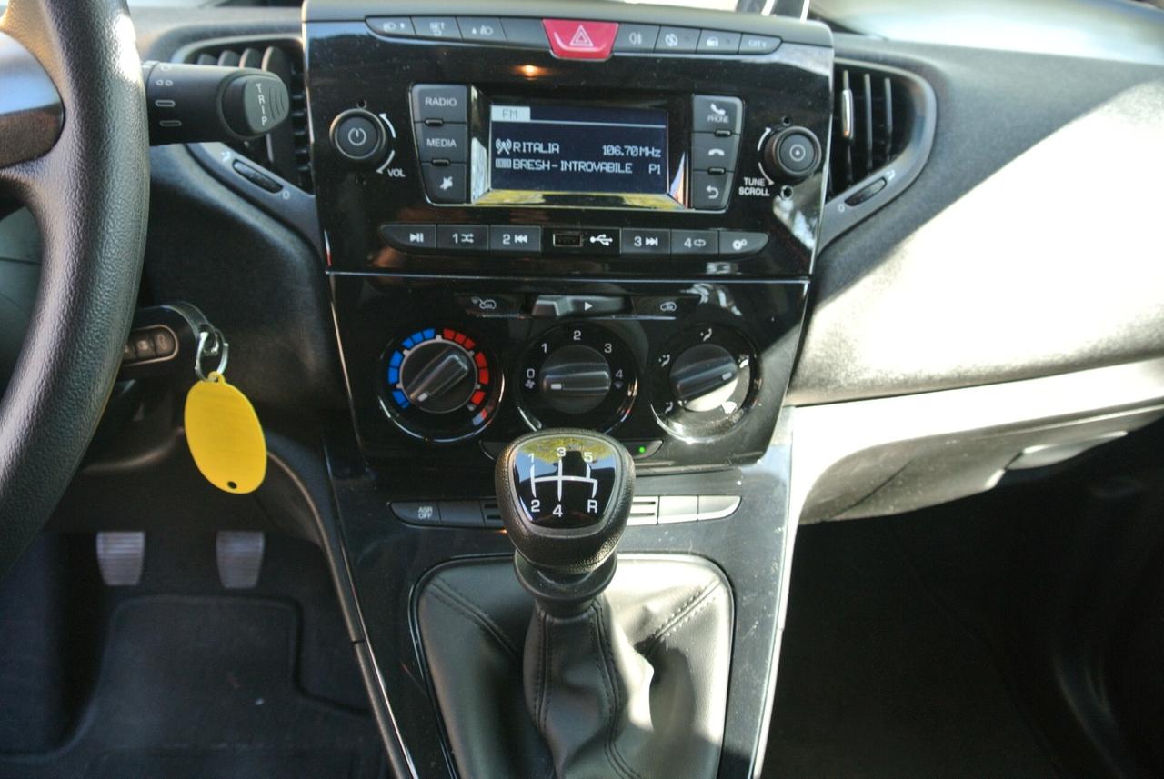 Lancia Ypsilon 1.2 69 CV 5 porte S&S Elefantino Blu