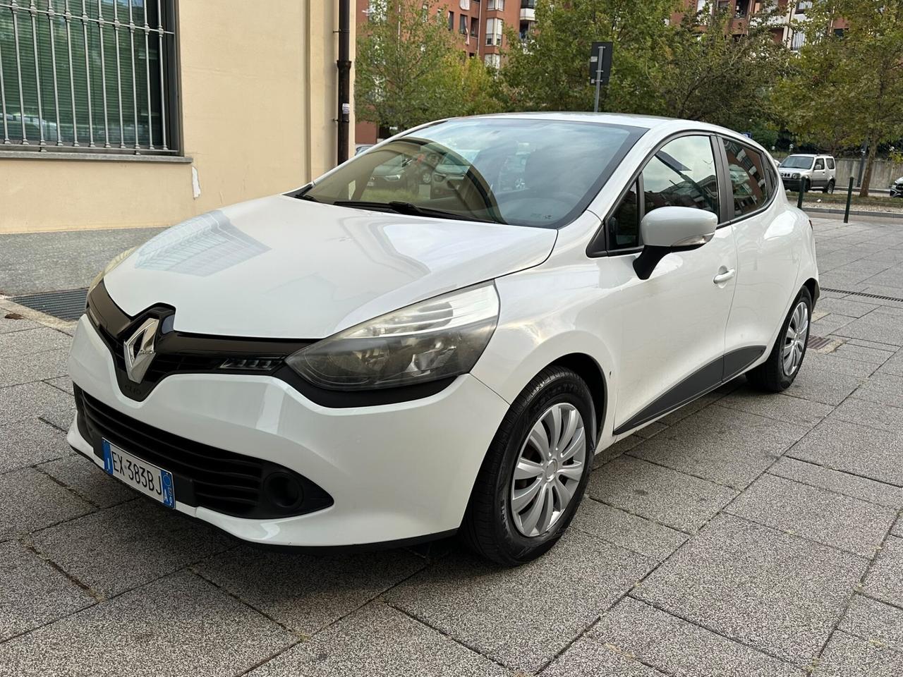 Renault Clio 1.5 dCi 8V 75CV 5 porte Wave