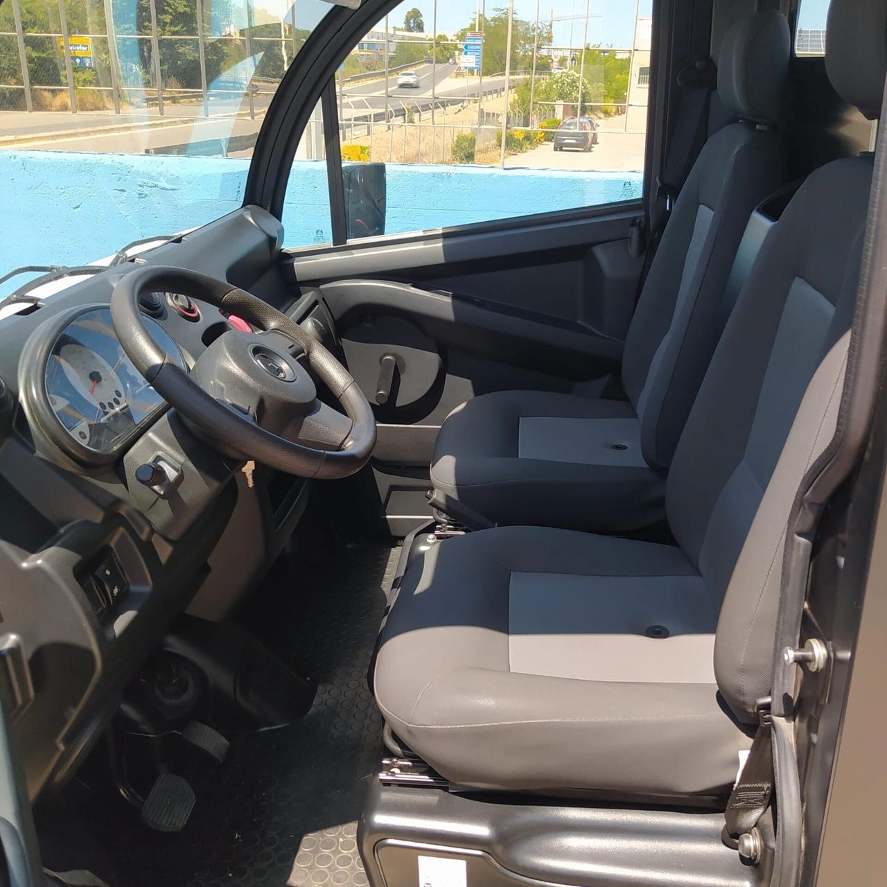 Aixam D-Truck - MEZZO LEGGERO DA CARICO