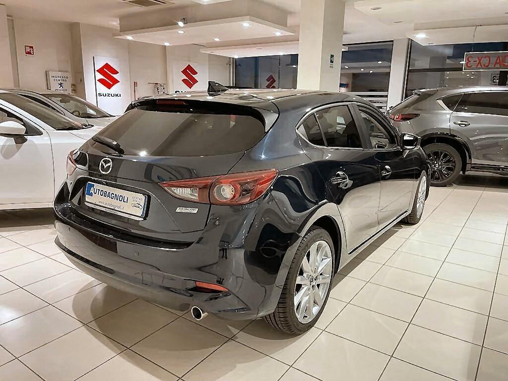 Mazda 3 EXCEED 1.5 Skyactiv-D Aut.