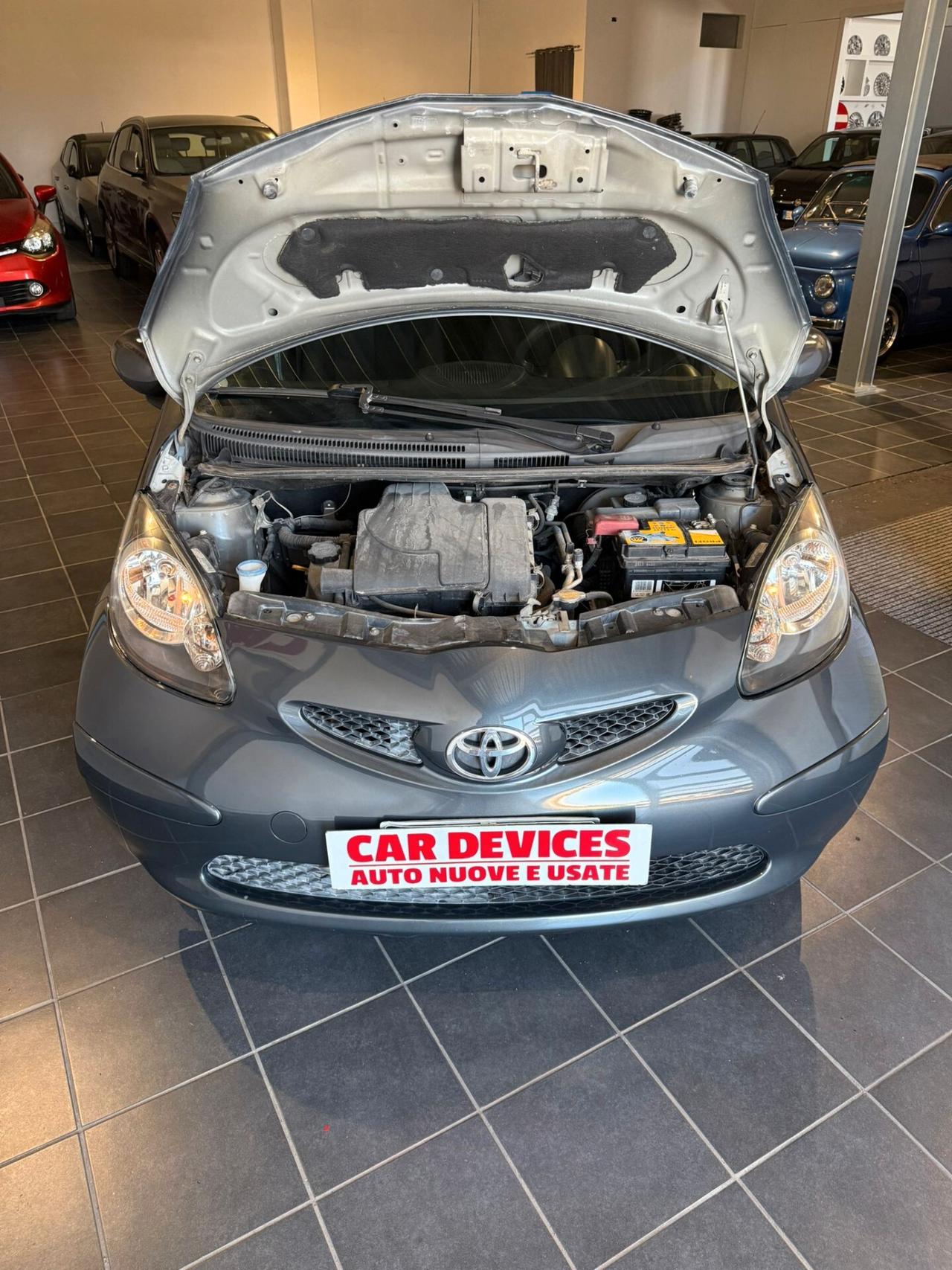 Toyota Aygo 70 mila km - NEOPATENTATI
