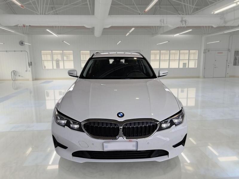 BMW 318 48V BUSINESS ADVANTAGE TOURING AUTO STATION WAGON